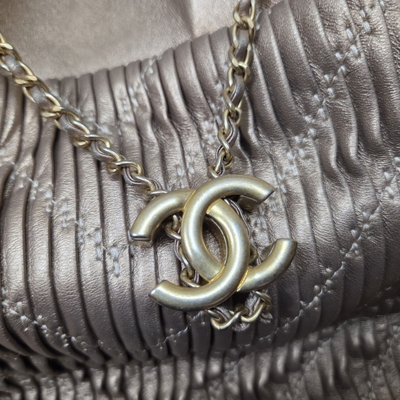 Chanel Coco Pleats Drawstring Chain Lambskin Leather Bucket Bag Purse - Picture 3 of 16